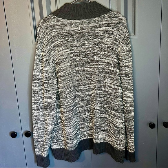 Black and Grey Cardigan - L - Picture 2 of 2